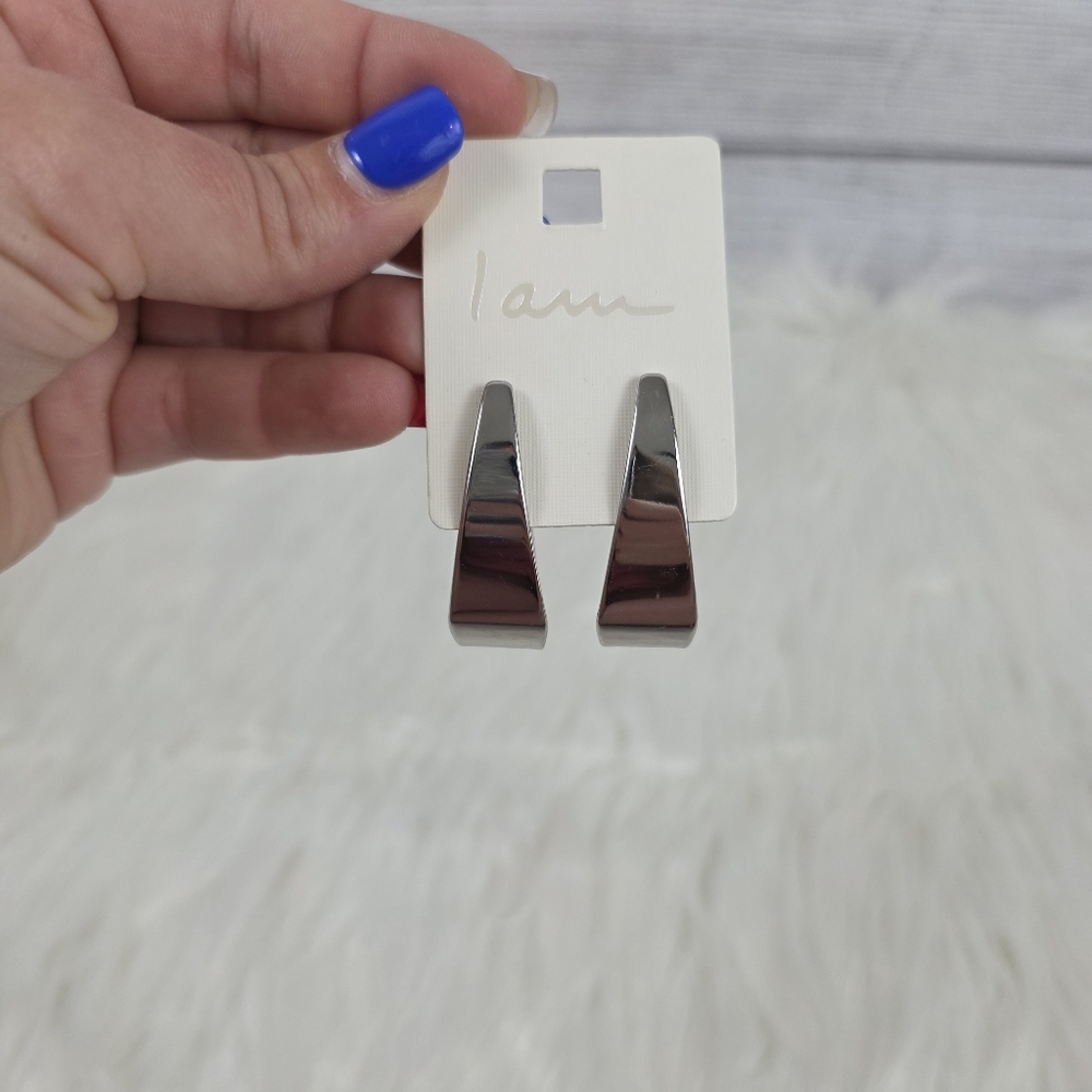 Iam Silver Geometric Earrings